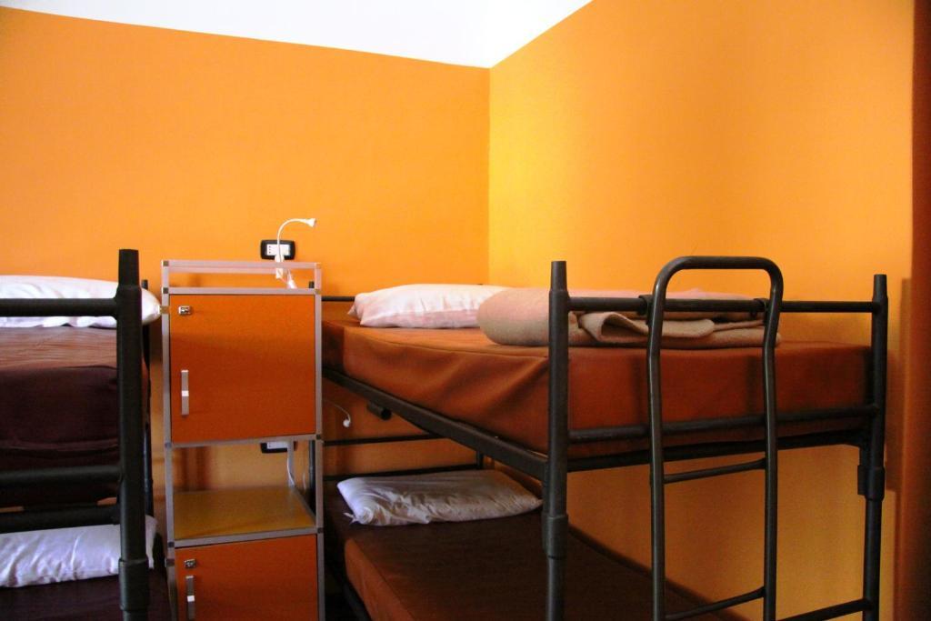 Agora Hostel Catánia Kamer foto