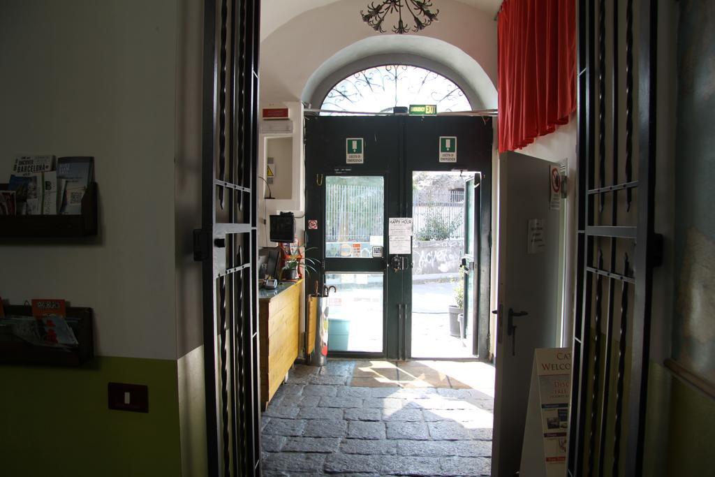 Agora Hostel Catánia Buitenkant foto
